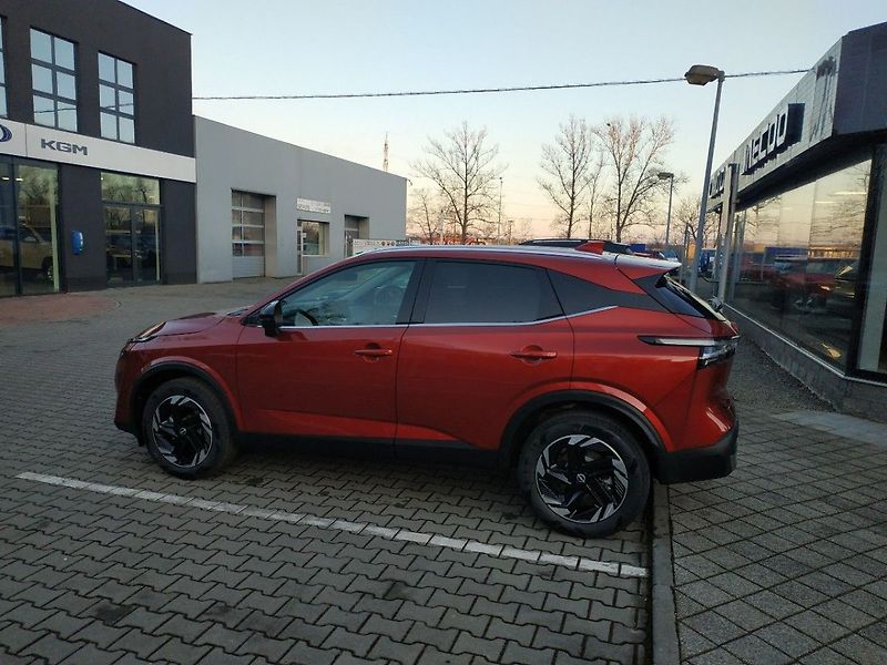 Nissan Qashqai 1.3T mHEV AT,2WD, SKLADEM - fotka 8 z 27