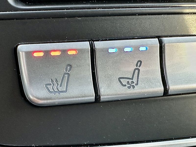 Mercedes-Benz GLE (2018) 400 4MATIC - fotka 27 z 32