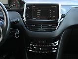 Peugeot 2008 (2018) 1.2 PureTech, Park. senzory - náhled 12