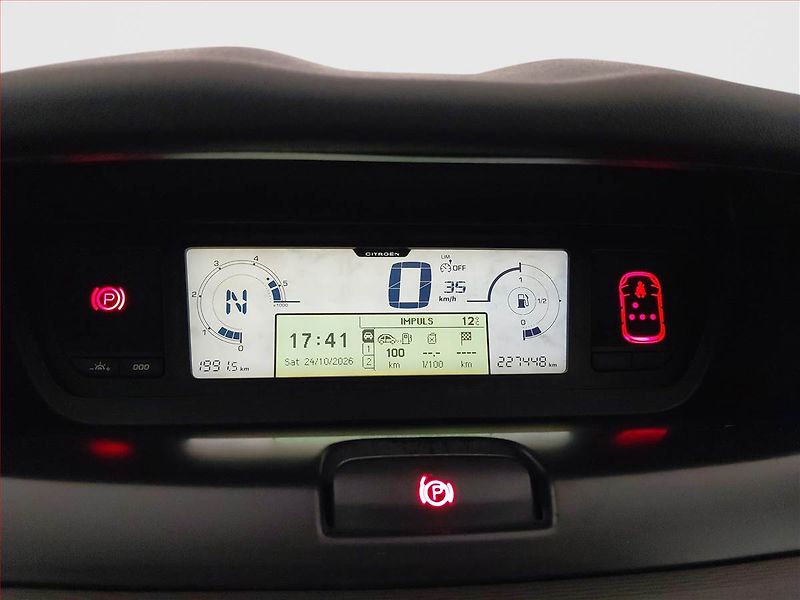 Citroën C4 Picasso (2010) 1.6 HDi, Automat, 7 míst - fotka 11 z 20