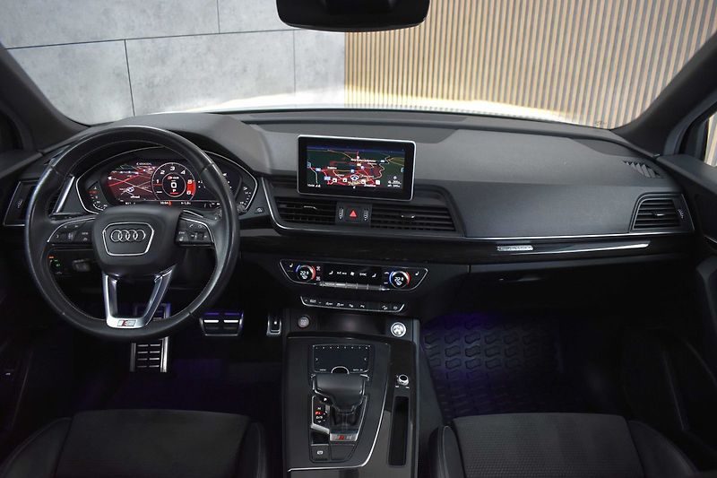 Audi SQ5 3.0 TDI *AIR*WEBASTO*TAŽNÉ*DPH - fotka 8 z 41