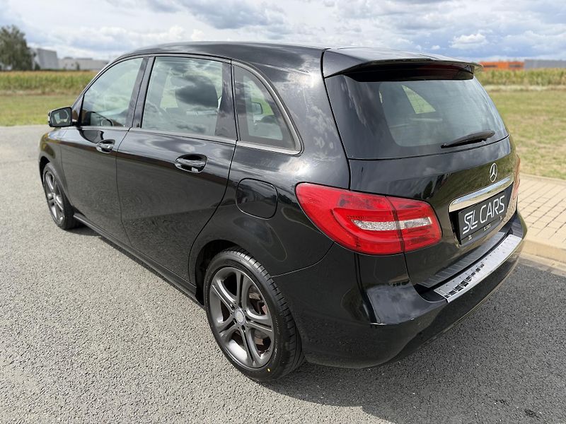 Mercedes-Benz Třídy B 200 CDI NAVI XENONY 2X KOLA - fotka 3 z 36