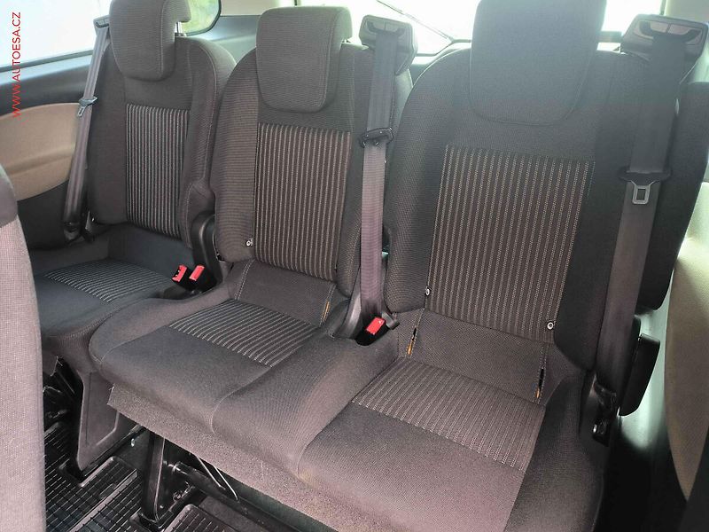 Ford Tourneo Custom (2014) 2.2TDCi L2 9míst, Trend, AC - fotka 11 z 19