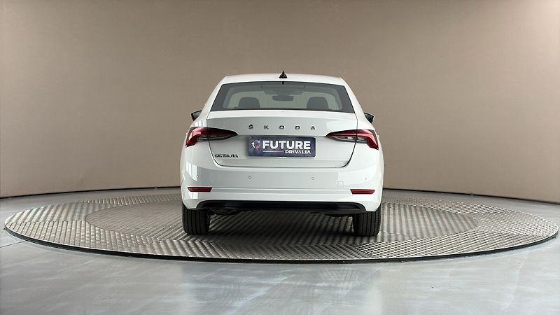 Škoda Octavia 2.0 TDI Style - fotka 5 z 26