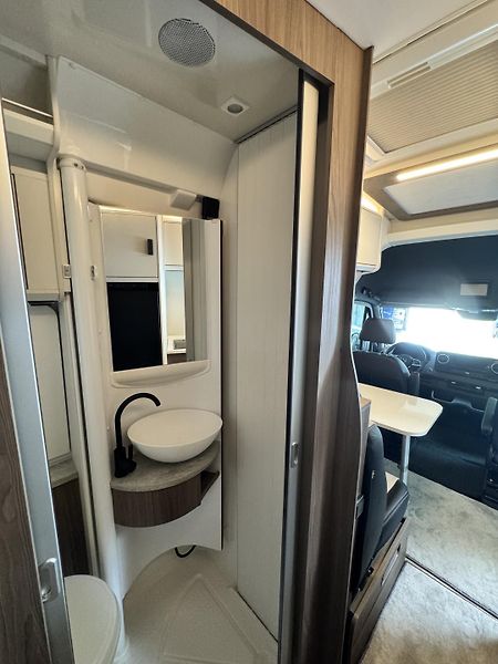 Kabe Travel Master VAN (2025) Abisko Van 690 LB 4x4  - fotka 33 z 33
