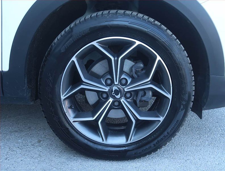 SsangYong Korando (2021) 1.5 T-GDI, Serv.kniha - fotka 14 z 17