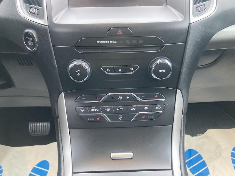 Ford S-MAX (2020) 2.0TDCi 140kW servis Ford - fotka 17 z 28
