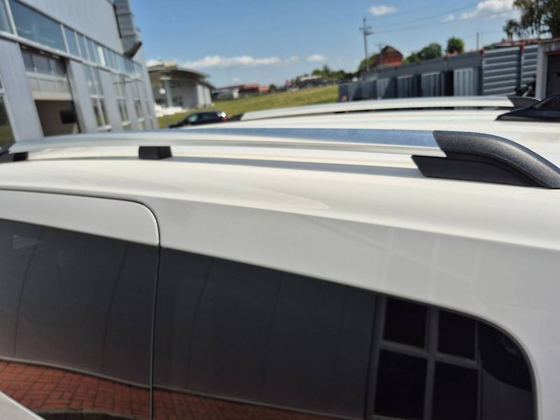 Volkswagen Caddy (2024) 2.0 TDI 90kW Style - fotka 11 z 33