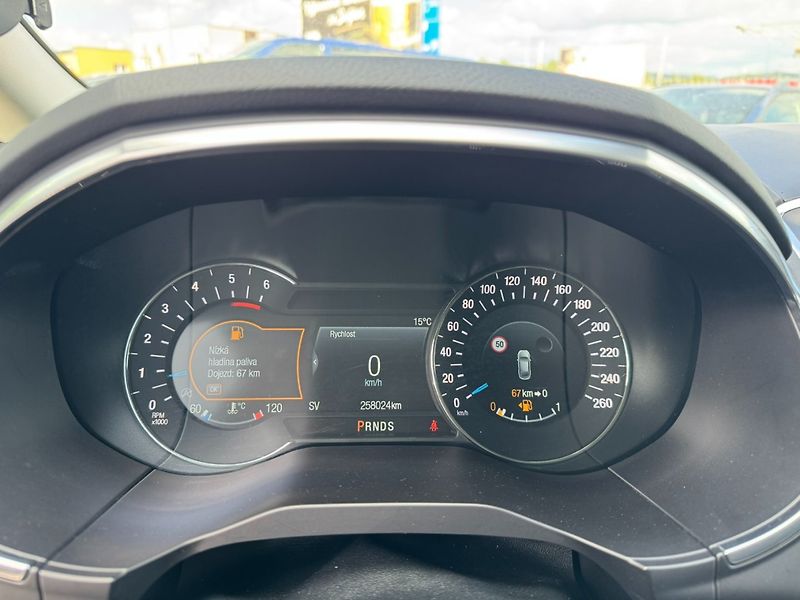 Ford S-MAX (2019) 4X4 2,0 TDCI 140KW TAŽNÉ DPH - fotka 18 z 41