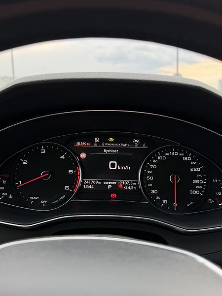 Audi A6 (2019) Servis Audi, 1. Majitel, Dovoz - fotka 13 z 29