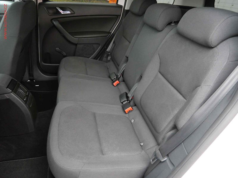 Škoda Yeti (2015) 1.2 TSi, ČR, Ambition, navi - fotka 10 z 18