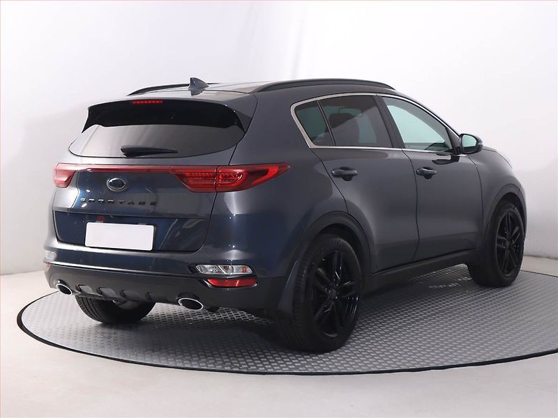 Kia Sportage (2021) Black Edition 1.6 CRDi - fotka 5 z 18