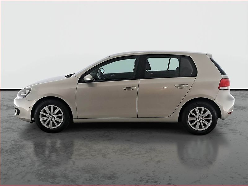 Volkswagen Golf (2012) Comfortline 1.2 TSI, Tempomat - fotka 3 z 16