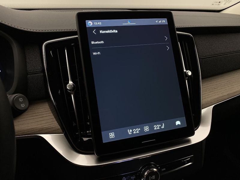 Volvo XC90 (2026) T8 AWD Plug-in BRIGHT PLUS 7m - fotka 65 z 72