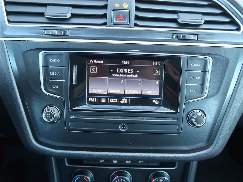 Volkswagen Tiguan (2016) 1.4 TSI, Automat - fotka 12 z 16
