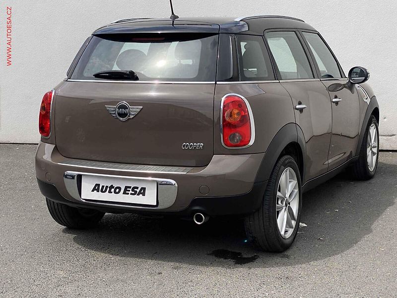Mini Countryman (2011) 1.6 i, AC - fotka 4 z 15