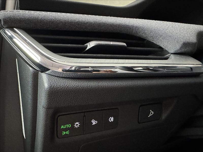 Škoda Enyaq 60 LED Matrix Kamera PDC - fotka 21 z 44
