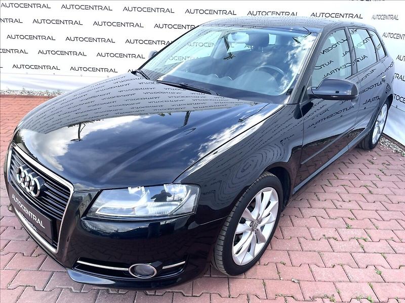 Audi A3 1,2 TFSI Sportback 77kw servis - fotka 7 z 23