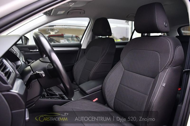 Škoda Superb 2.0TDi  - fotka 12 z 58
