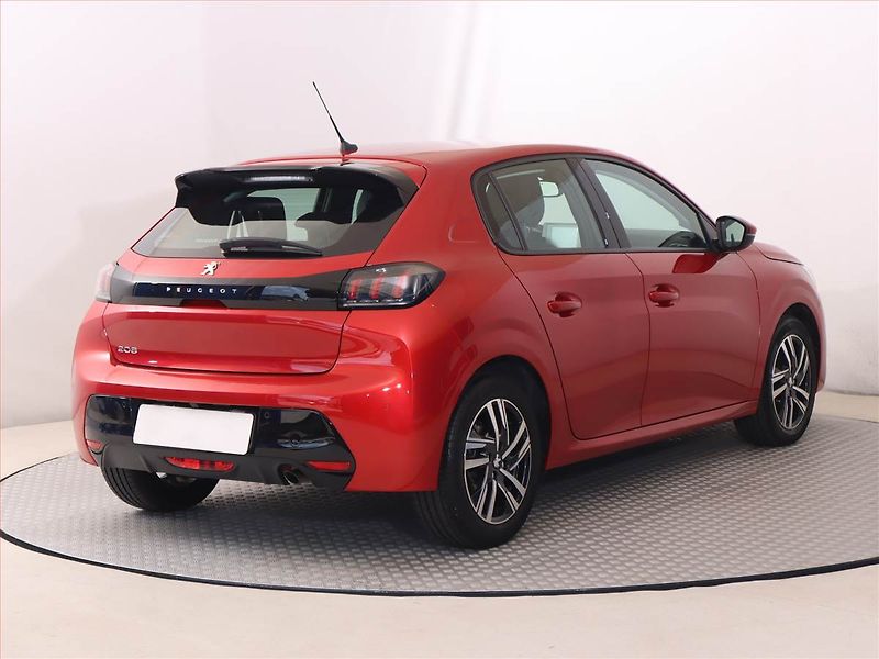 Peugeot 208 (2020) 1.2 PureTech, Automat, Kůže - fotka 5 z 20