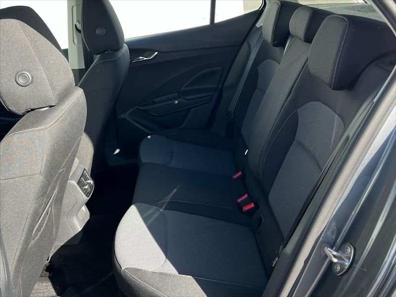 Škoda Fabia 1,0 TSi 70kW SELECTION - fotka 13 z 23