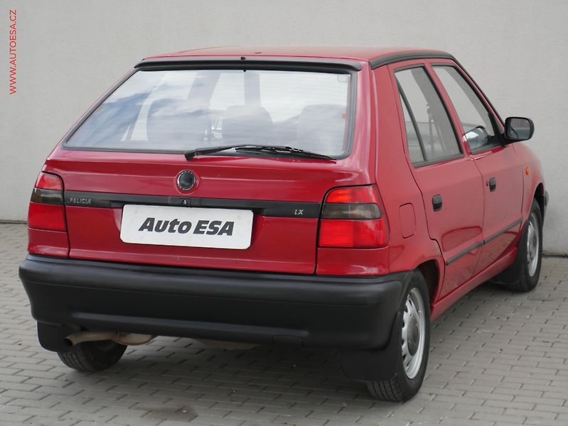 Škoda Felicia (1996) 1.3 MPi, ČR - fotka 4 z 13