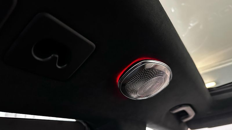 Mercedes-Benz GLS 63 AMG / TOP VÝBAVA - fotka 32 z 68