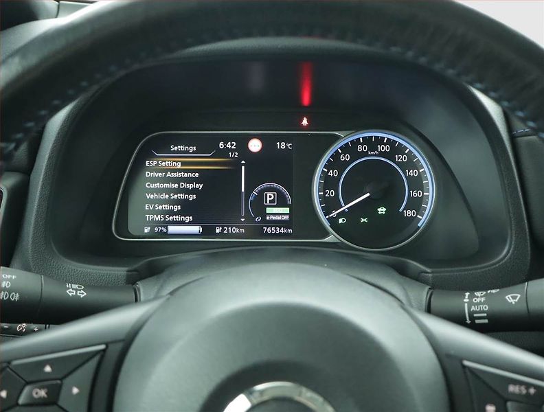 Nissan Leaf (2019) 40 kWh, SoH 88%, Automat - fotka 11 z 18