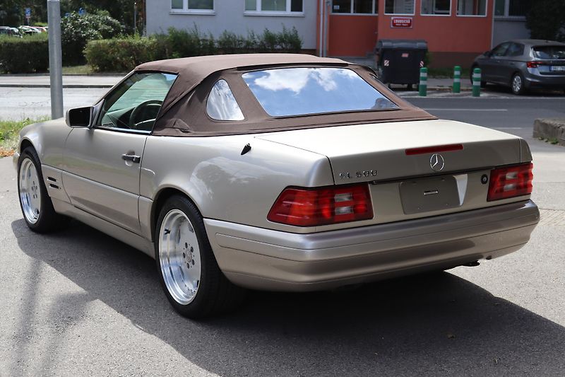 Mercedes-Benz SL SL 500 R129 225kW - fotka 13 z 49