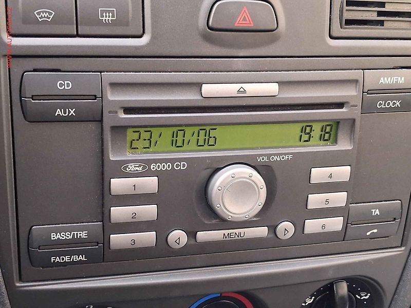 Ford Fusion (2006) 1.4i, 2.maj, AC - fotka 14 z 15