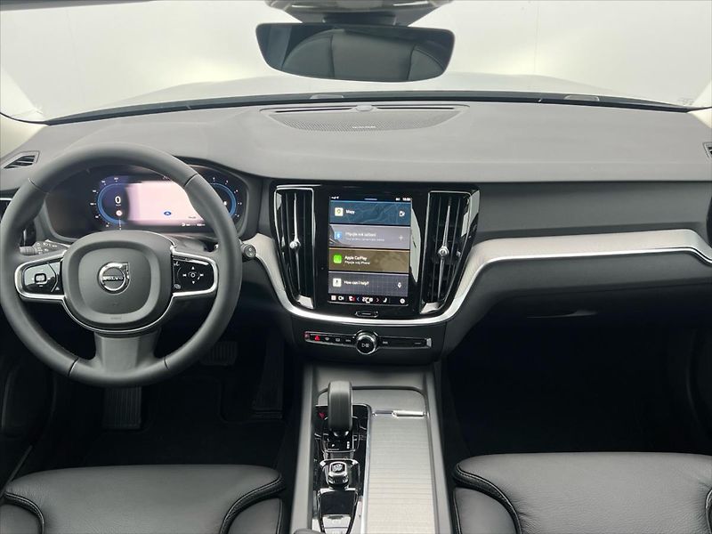Volvo V60 2,0 AWD CROSS COUNTRY PLUS  B4 - fotka 5 z 28