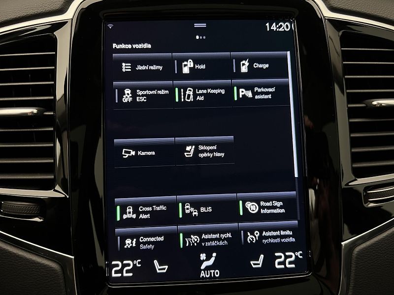 Volvo XC90 T8 AWD INSCRIPTION 7 MÍST AUT - fotka 33 z 49