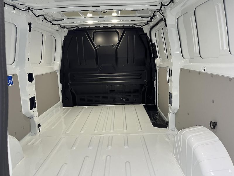 Volkswagen Transporter 2.0 TDI 110kW DR - fotka 20 z 21