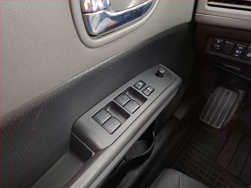 Nissan X-Trail (2008) 2.0 dCi, 4X4, nová STK, Tažné - fotka 15 z 15