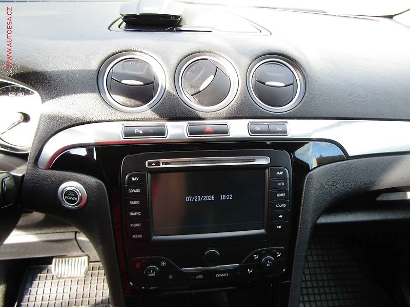 Ford S-MAX (2012) 2.0 TDCi, AT, navi, bixen - fotka 15 z 22