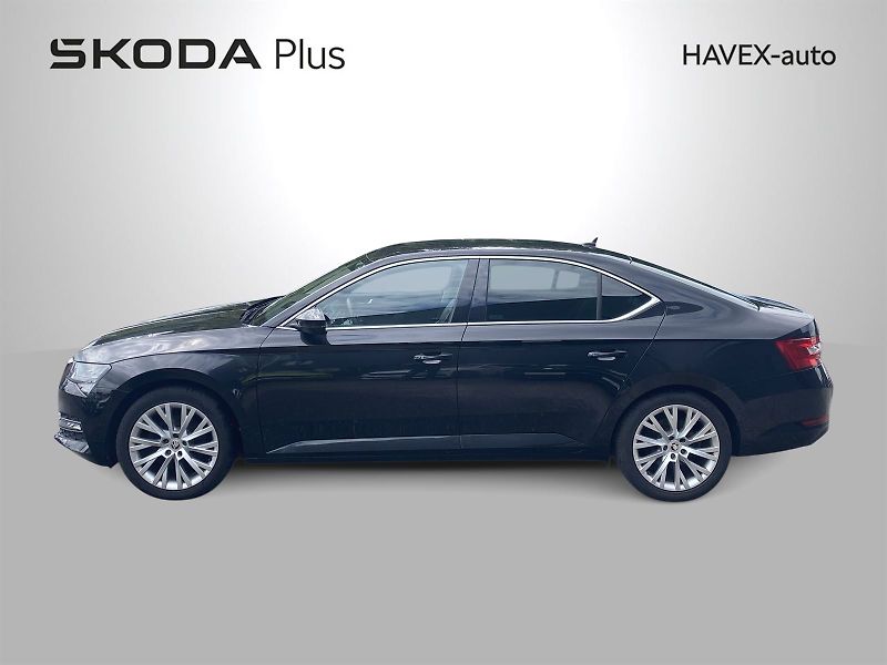 Škoda Superb (2022) 1.5 TSI Style+ - fotka 38 z 40