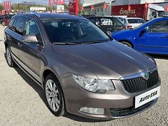 Škoda Superb (2011) 3.6 FSi 4x4, 1.maj, Elegance - fotografie inzerátu