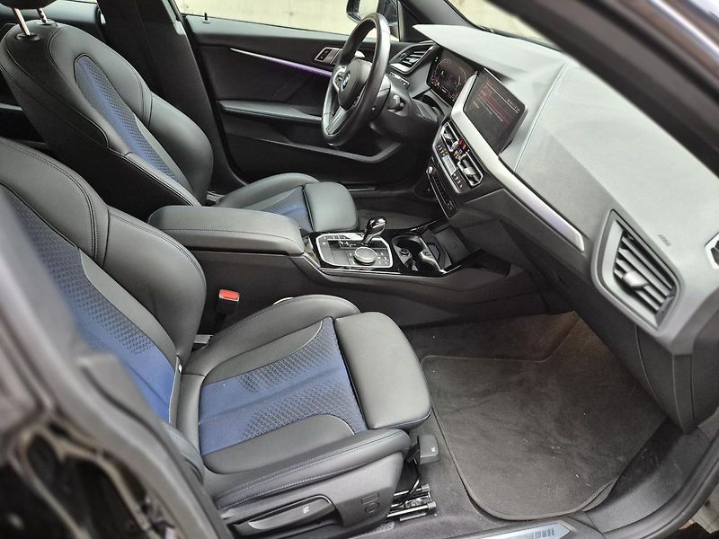 BMW Řada 2 (2022) 218i Gran Coupé M Sport - fotka 9 z 28