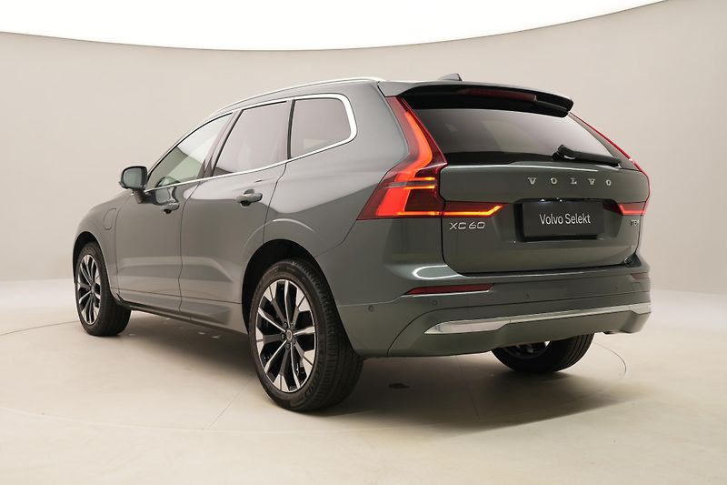 Volvo XC60 T8 AWD RECHARGE ULTRA BRIGHT - fotka 11 z 67