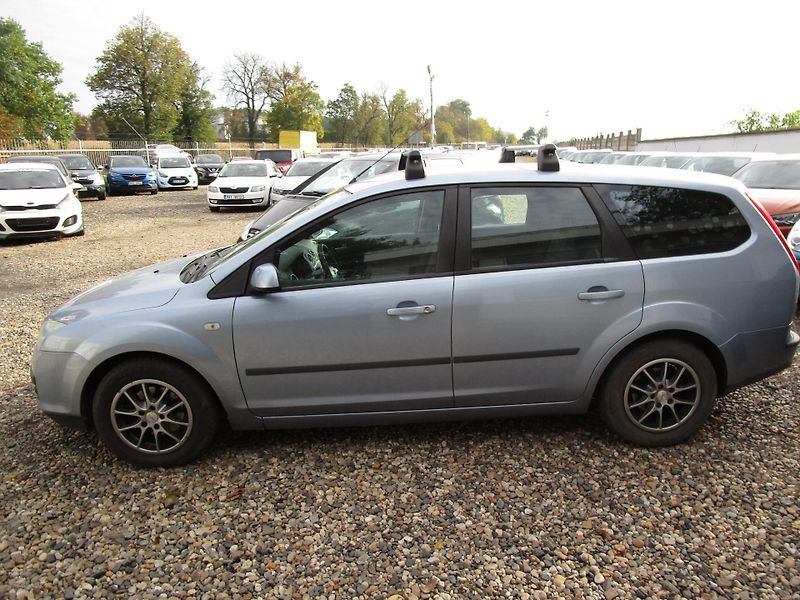 Ford Focus 1,6-74KW-1.MAJITEL-KOUPEN V ČR - fotka 3 z 13