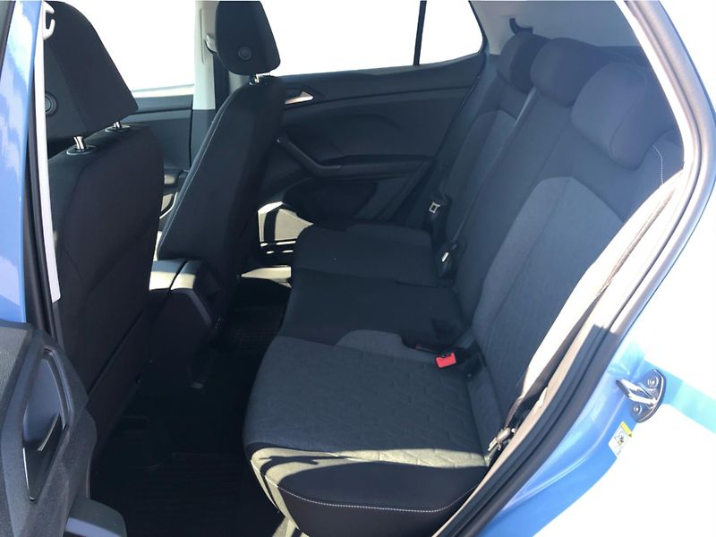 Volkswagen T-Cross Love 1.0 TSI 85 kW 6G - fotka 12 z 28