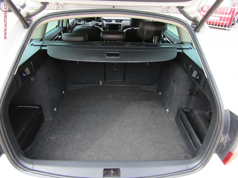 Škoda Octavia (2018) 2.0 TDi 4x4, ČR, DSG, navi - fotka 7 z 20