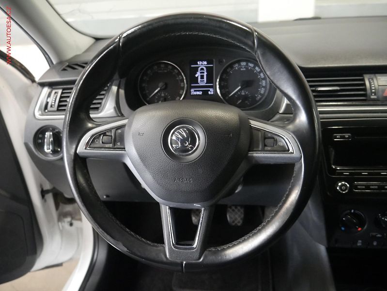 Škoda Rapid (2014) 1.6 TDi, ČR, Ambition - fotka 12 z 15