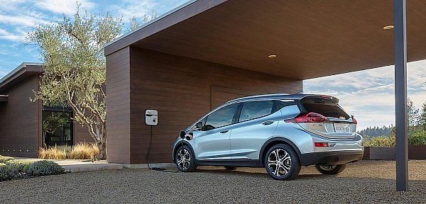 Chevrolet Bolt.