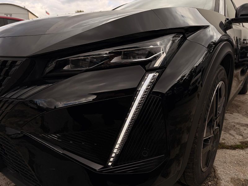 Peugeot 408 GT HYBRID 145 CH E-DCS - fotka 9 z 26