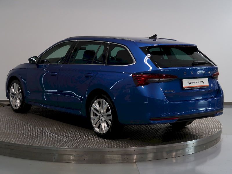 Škoda Octavia (2024) TOP SELECTION 1.5TSI 110KW - fotka 7 z 40
