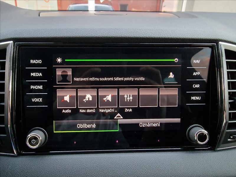 Škoda Karoq 2.0 TDI Style DSG,ČR,1.Maj - fotka 31 z 50