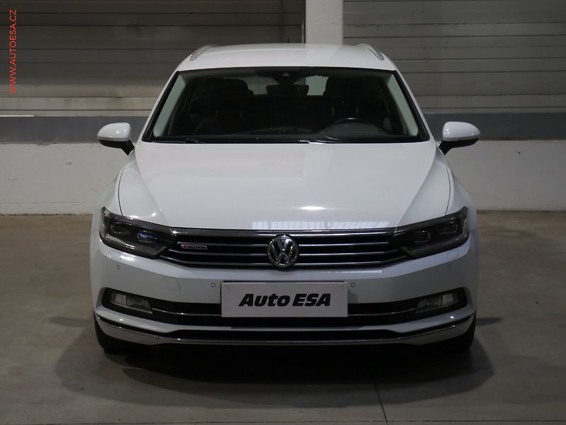 Volkswagen Passat (2015) 2.0Bi-TDi 4x4, ČR, DSG, LED - fotka 2 z 18