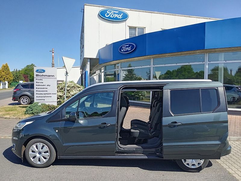 Ford Tourneo Connect (2020) Grand 7 míst - fotka 13 z 25