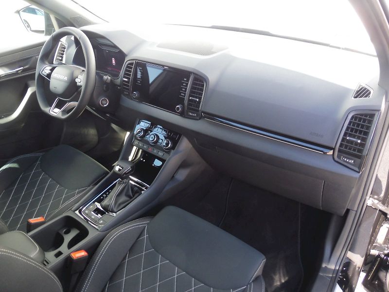 Škoda Karoq (2026) Sportline 1,5 TSI 110kW DSG Ta - fotka 8 z 30